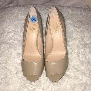 NWOT nude heels